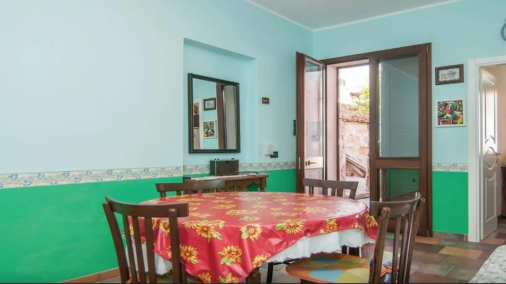 Casa indipendente con ampia veranda Portopalo Di Capo Passero