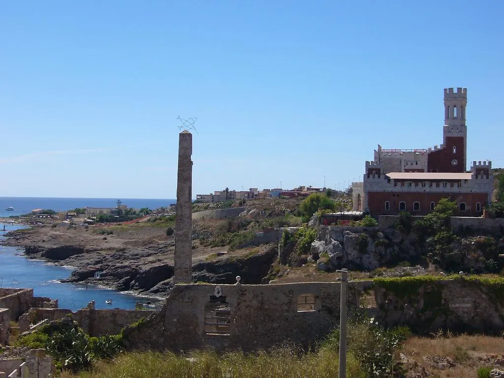 Casa indipendente con ampia veranda Portopalo Di Capo Passero